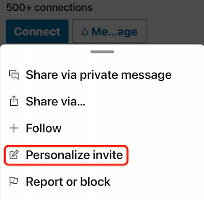 LinkedIn profil mobilny więcej... menu z podświetloną opcją „personalizuj zaproszenie”