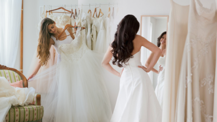 O czym należy pamiętać przy zakupie sukni ślubnej? Letnie sukienki na studniówkę 2020