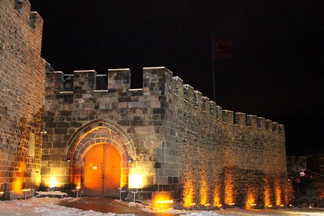 Cechy zamku Erzurum 