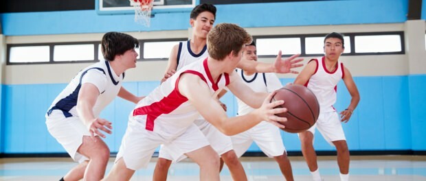 Czy koszykówka wydłuża dzieci?