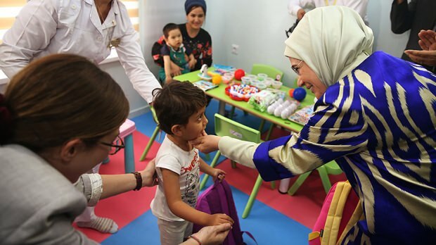 Pierwsza dama Erdoğan otwiera Centrum Niepełnosprawności i Rehabilitacji