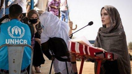 Angelina Jolie odwiedza obóz dla uchodźców