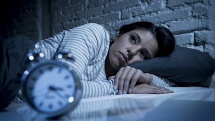 Jakie są szkody wynikające z nieodpowiedniego snu? Co się stanie, jeśli nie będziemy spać przez jeden dzień?