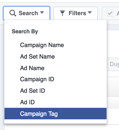Wyszukaj kampanie reklamowe na Facebooku według tagów.