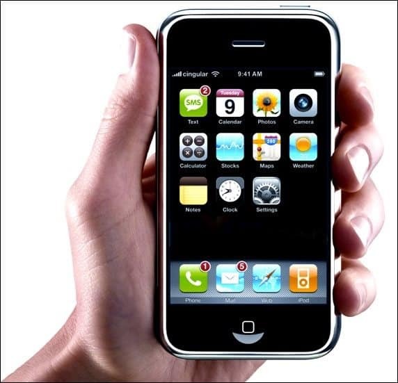 Pierwszy iPhone