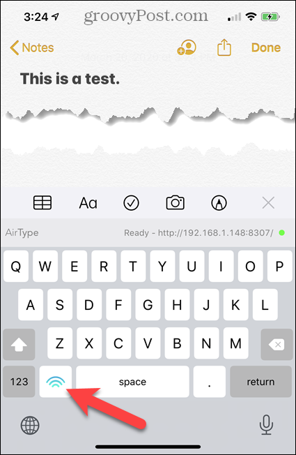 Klawiatura tekstowa AirType na iPhonie